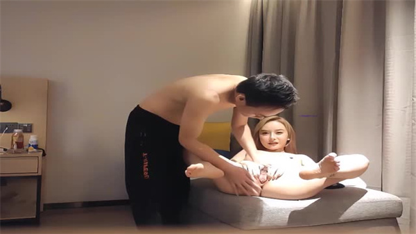 步宾寻花约高颜值性感瑜伽教练啪啪.